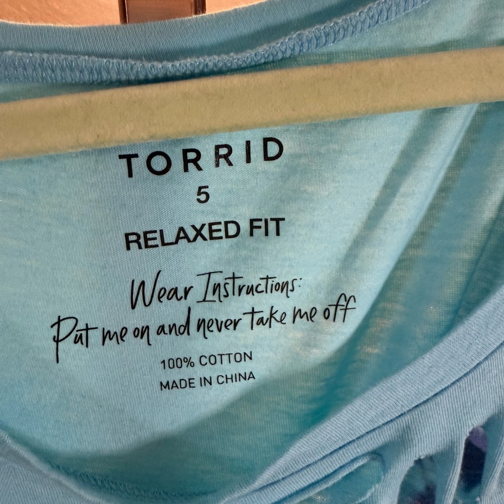 Torrid Blue and Purple Tie-Dye Short Sleeve Top - Picture 3 of 3